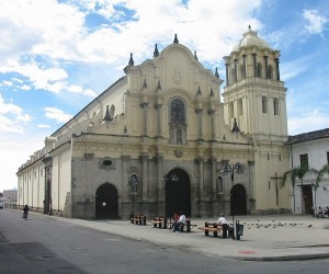 Iglesia de San Francisco Fuente: wikimedia.org por Sonilortiz